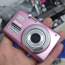 Nikon COOLPIX S2500 12.0MP 4x Optical Zoom CCD Digital Camera - Pink