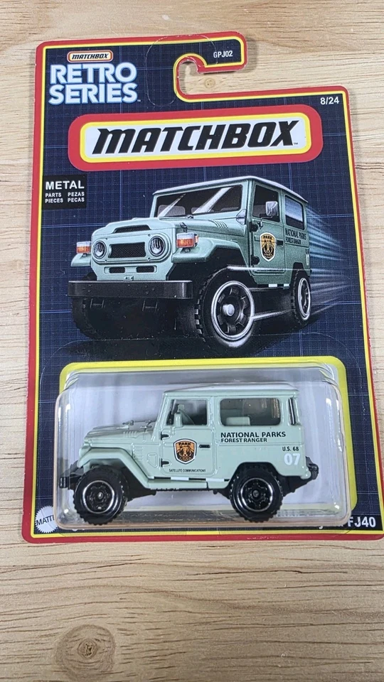 Matchbox Retro Series National Parks 1968 Toyota FJ40 Ships With Protector Pack - Image 2 of 4