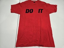 Vintage (Nike) (JUST) "DO IT" L T-Shirt Red Mens Spellout FOTL Single-Stitch 80s
