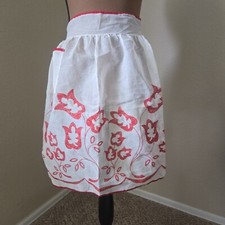 Vintage 50s Flocked Red White Sheer Half Apron Tulips Pocket Kitch Tie Back