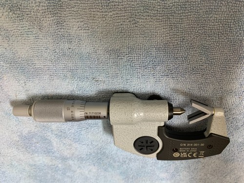 Mitutoyo 314-351-30 digital V-anvil micrometer .05-.6" - Picture 17 of 23