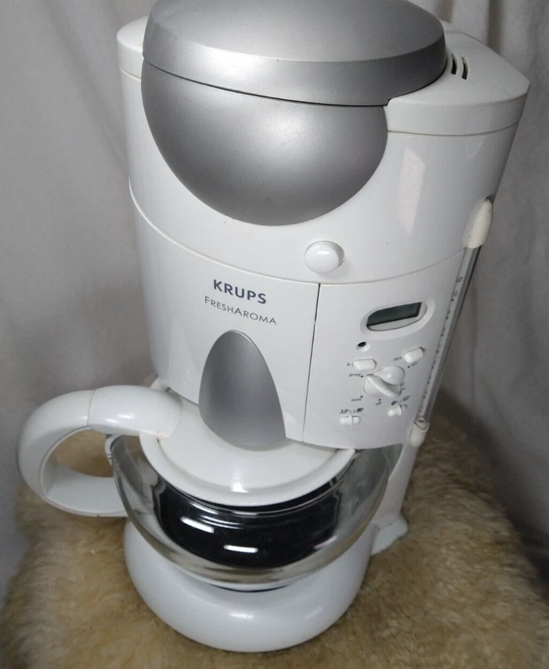 CAFETERA KRUPS F625 AROMA FRESCO PROGRAMABLE PREPARACIÓN DE CAFÉ 10 TAZAS BLANCA Foto 3 de 4