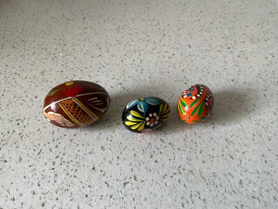 Alte ukrainische Ostereier Pysanka bunt feine Details Holz handbemalt