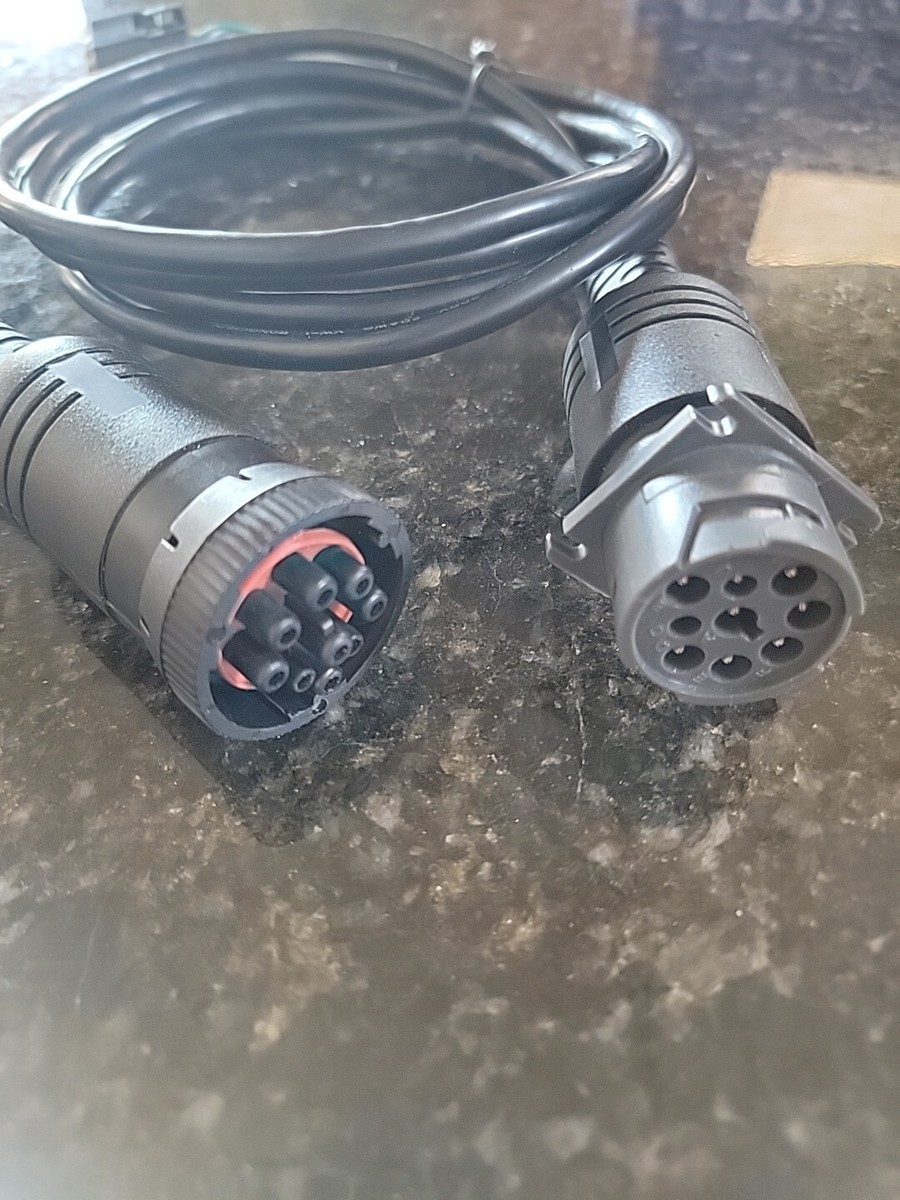 TRAN VAN THO EM　通電確認AWM800 0428-18 Video/Data Transfer Cable AWM E319028 Style 2464 VW-1 20AWG 80°C