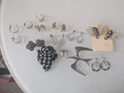 Vintage Mixed Costume Jewelry Lot Broaches Earrings Clip & Pierced