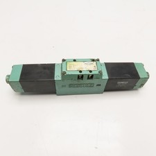 Numatics 112SS600M000061 Double Solenoid Air Valve 24VDC 150PSI