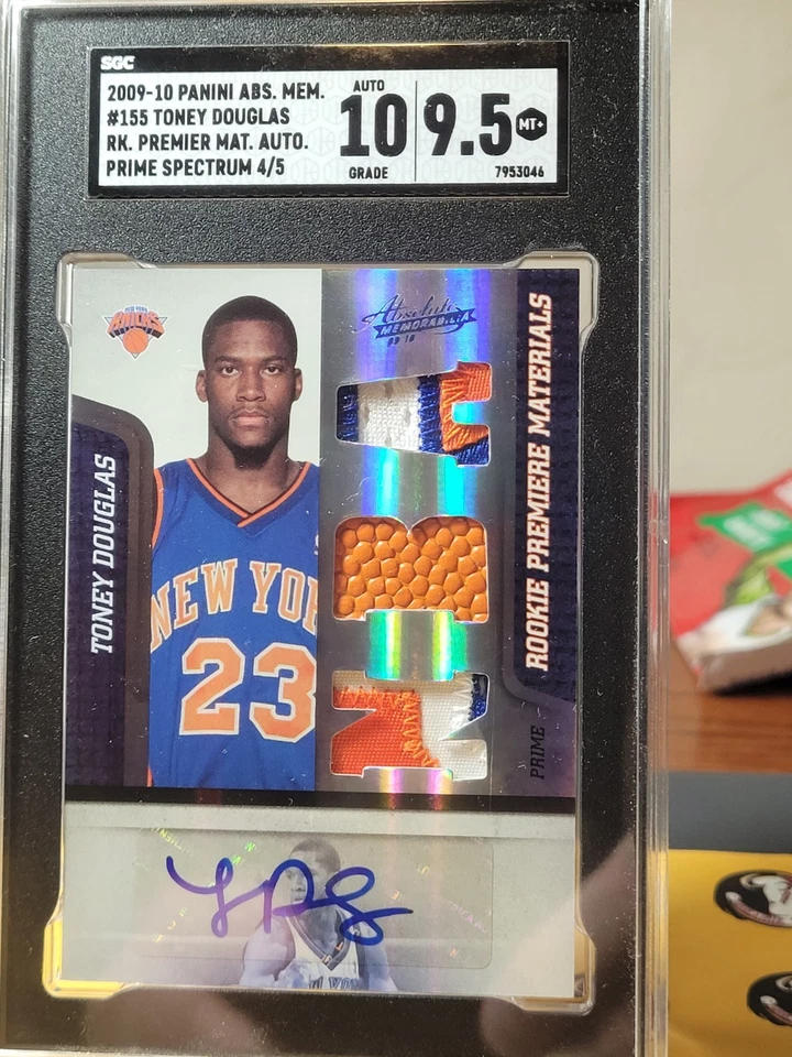 2009-10 Absolute Memorabilia #155 Toney Douglas Jersey 4/5 RC SGC 9.5 Auto 10 - Image 4 of 4