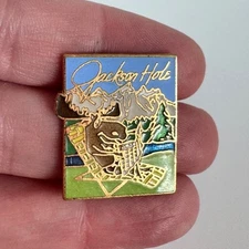 Vintage Jackson Hole Wyoming Moose Grand Teton Enamel Souvenir Pin Ski