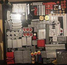 Incomplete untested 1949 A C Gilbert Amusement Park Erector Set