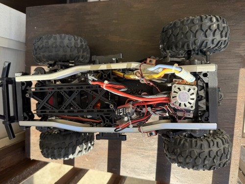 Tamiya CR-01 Jeep Wrangler Tj 1/10 With Tamiya Hop Ups - Picture 10 of 18