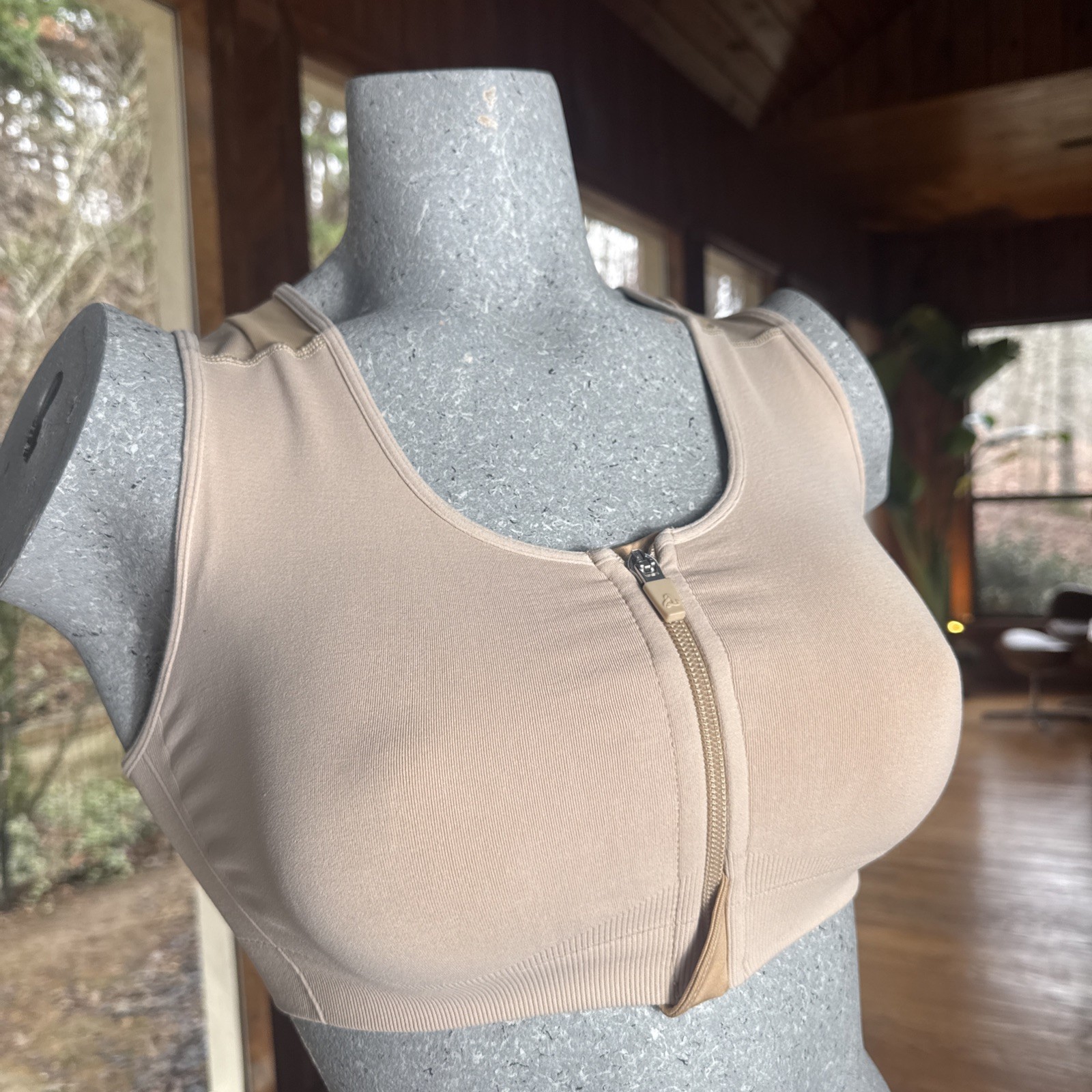 Alignmed Active Zip Front Active Support Bra Size… - image 1