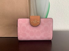 NWT COACH CEC29 Medium Corner Zip Wallet Signature Canvas  Leather Powder Pink