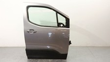 Porte avant et accessoires Peugeot 204