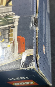 LEGO Creator Expert: Grand Emporium (10211) * Retired * New * 2182 pcs