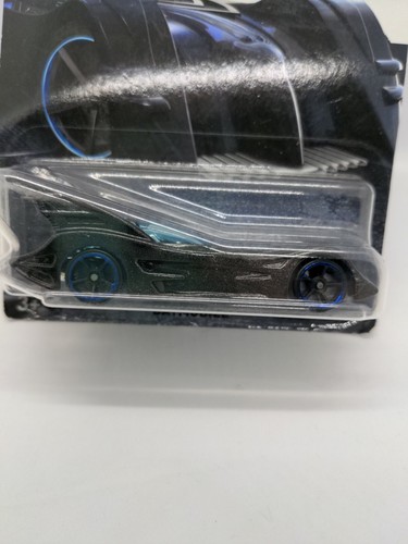 Hot Wheels Lot of 3 Batman Cars Batmoblie  - Picture 6 of 7