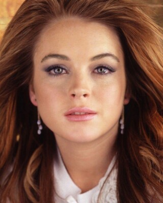 LINDSAY LOHAN  8x10 PHOTO *