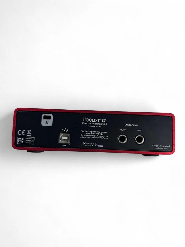 Focusrite Scarlett 2i2 2-Channel USB Audio Interface - AMS-SCARLETT-2I2-2ND-GEN - Image 3 of 4