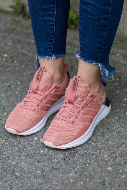 questar ride ladies trainers