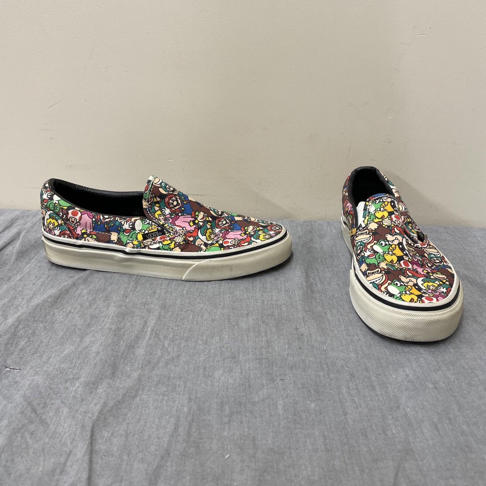 vans mario bros slip on