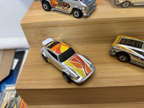 Hot Wheels Redlines 1974 Gremlin Grinder 1:64 Diecast Chrome - Foto 11