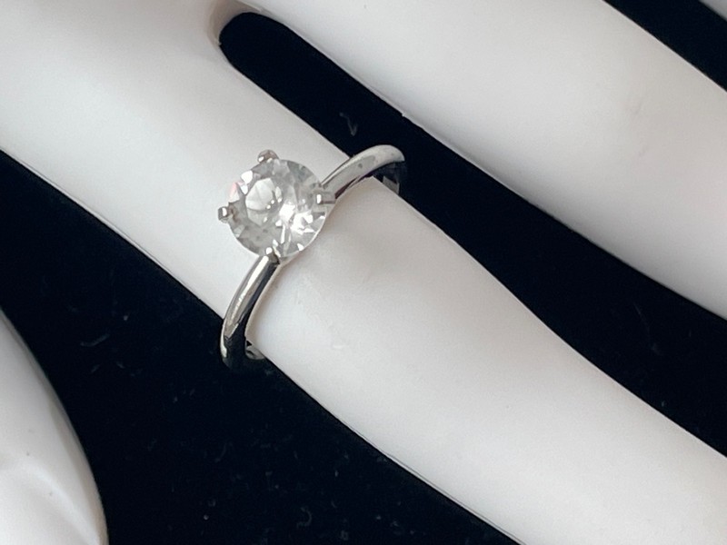 Women's 7 Vintage signed ring silver tone solitaire .25” crystal Estate