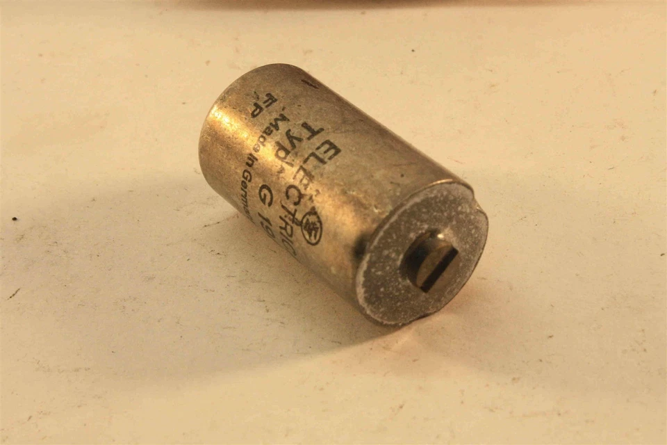 Condensador de encendido para Bosch en DKW BMW Isetta y 700 SACHS alemán nuevo de stock Foto 2 de 3