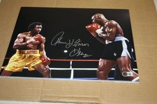 TOMMY HITMAN HEARNS SIGNED AUTOGRAPHED 11x14 PHOTO VS MARVIN HAGLER BECKETT COA