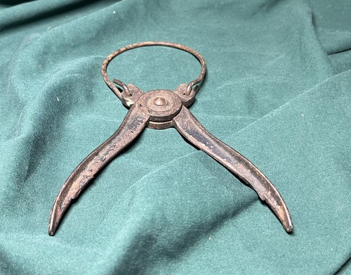 Vintage Metal Small Mason Jar Opener Primitive Kitchen Tool Collectible - Picture 2 of 7