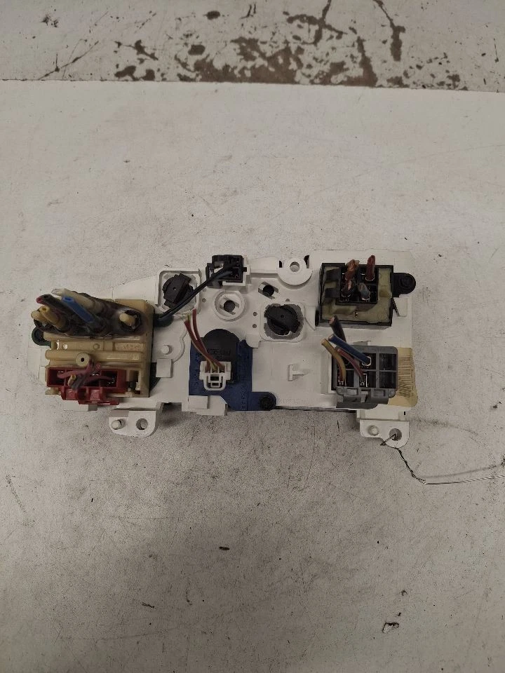 温度控制前主带交流适用于 05-19 福特 E350 范 1431747 — 第 2/4 张图片