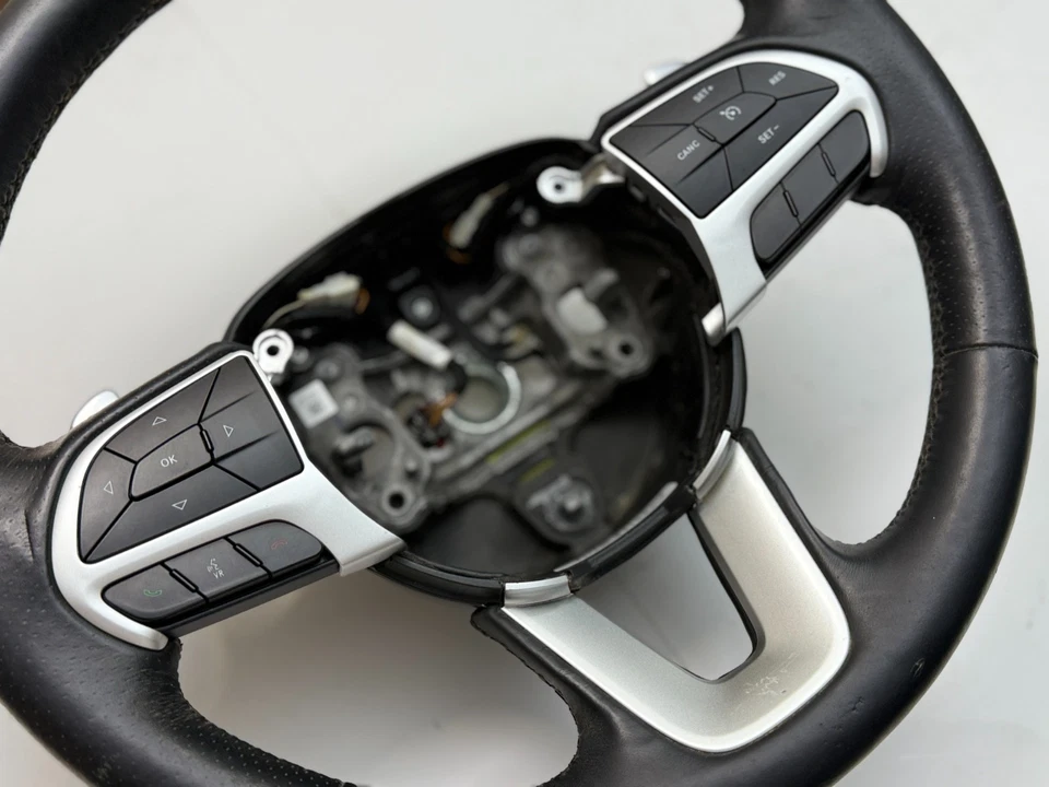 Volante Dodge Durango 2014-2017 con botón de interruptor multifuncional OEM Foto 2 de 4