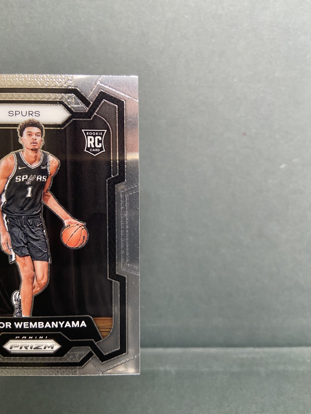 2023-24 Prizm Basketball Victor Wembanyama Rookie RC Base Card #136 Spurs view 6
