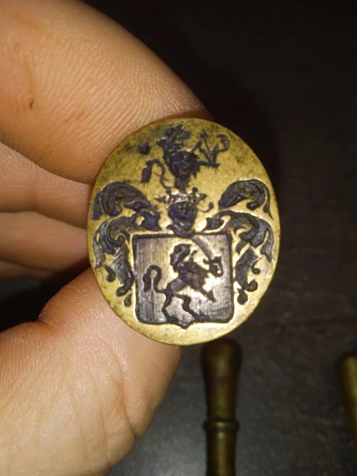 collection of 6 pieces of brass  antique victorian seal - Image 4 of 4