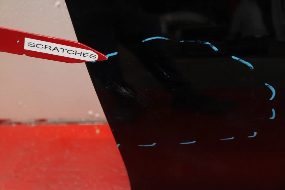 2017 2023 MERCEDES BENZ GLC300 COUPE RIGHT SIDE FRONT DOOR SHELL OEM Foto 4 de 4