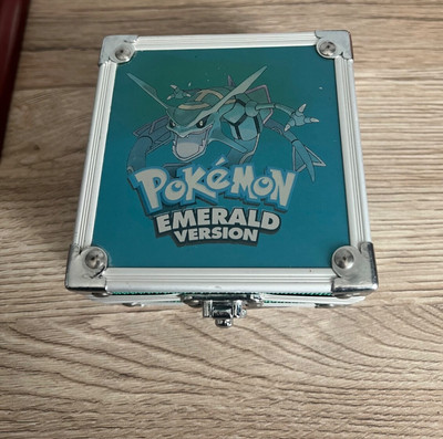 Gameboy Advance Sp Pokemon Smaragd Rayquaze Hülle Sehr Selten Metall