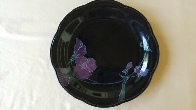 Mikasa Rondo EJ702 Tango Dinner Plate Black w/floral designs, scalloped edges  - Image 1 of 2