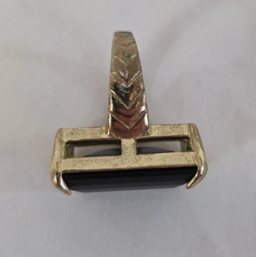 ANILLO HEIDI DAUS CLÁSICO DE ÓNIX, PIEDRA RECTANGULAR, TALLA 8 Foto 3 de 4