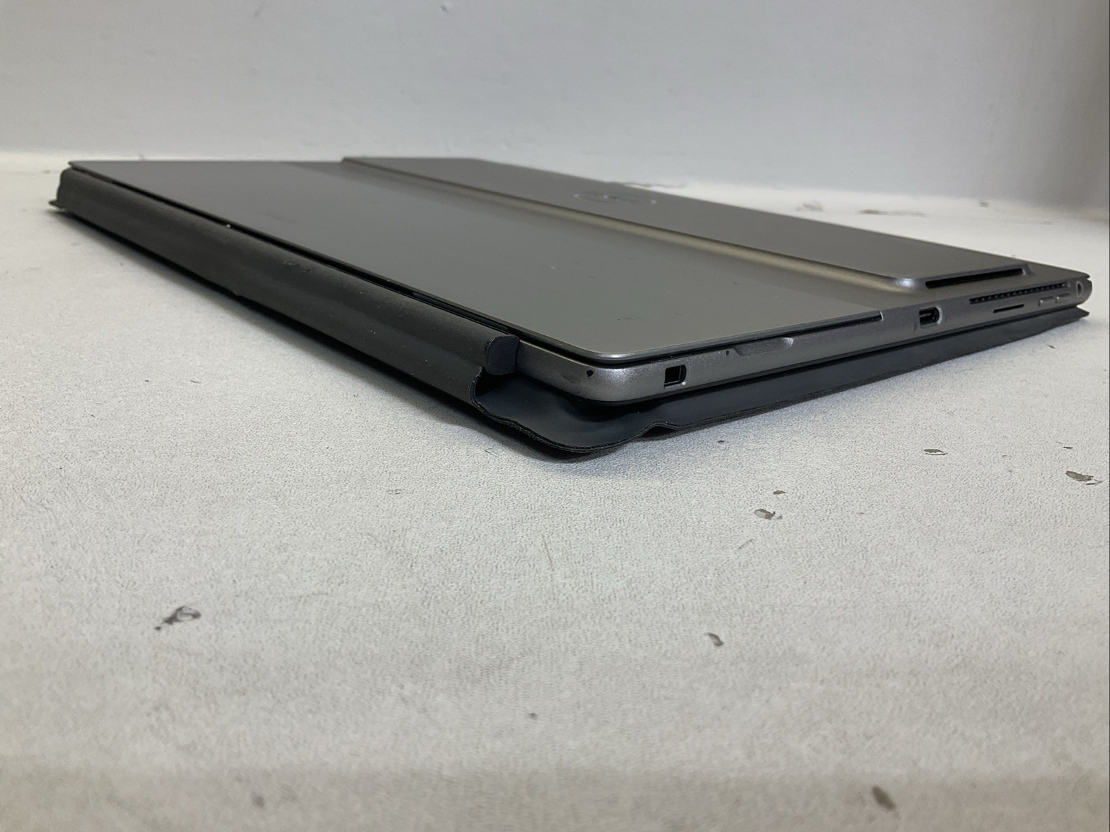 dell latitude 7320, 13-Inch Laptop, with i7-1180G7, Windows 11 Pro
