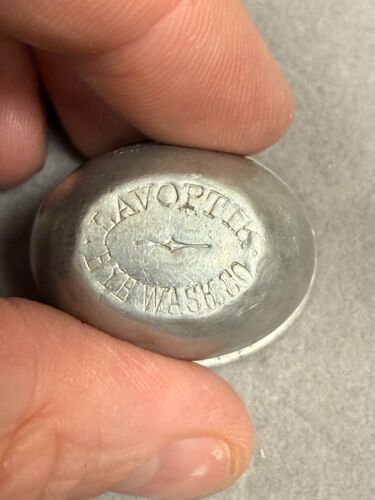 Vintage Lavoptik Eyewash Co. Silver Aluminum Collectible Eye Wash Cup 2338