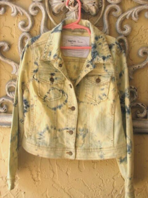 Gap Kid Yellow Wash Tie Dye  Denim Trucker Jacket  Girl M  ( 8-10 years old )