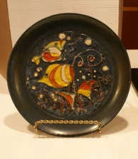 BRASS TRAY/PLATE HAND PAINTED 11"D 3D FISH WITH BUBBLES