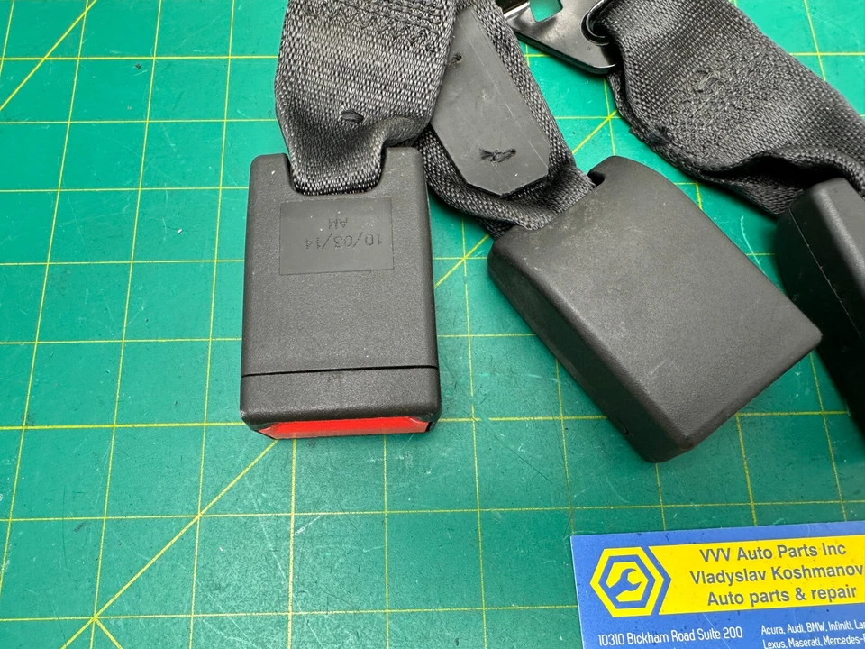 13-19 Cadillac XTS - JUEGO DE PESTILLOS RECEPTOR HEBILLA CINTURÓN DE SEGURIDAD TRASERO OEM Foto 3 de 4