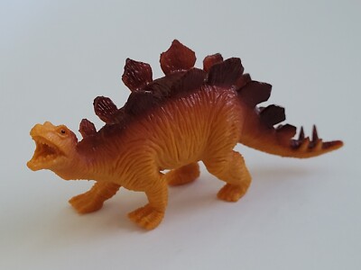 Rare Vintage 5'' Stegosaurus Dinosaur PVC Pocket Action Figure.