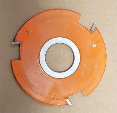 CMT 1/4'' Slot Cutter 1.25 Bore 4'' Diameter