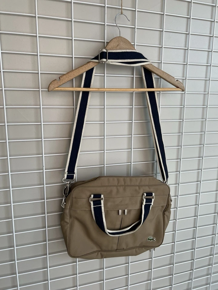 Lacoste Horizontal Shoulder Camera Bag Vintage Beige Messenger Bag - Image 3 of 4