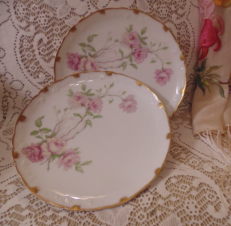 2 Haviland Limoges Coupe Dessert Plates Schleiger 1151A Baltimore Rose Gold 7.5"