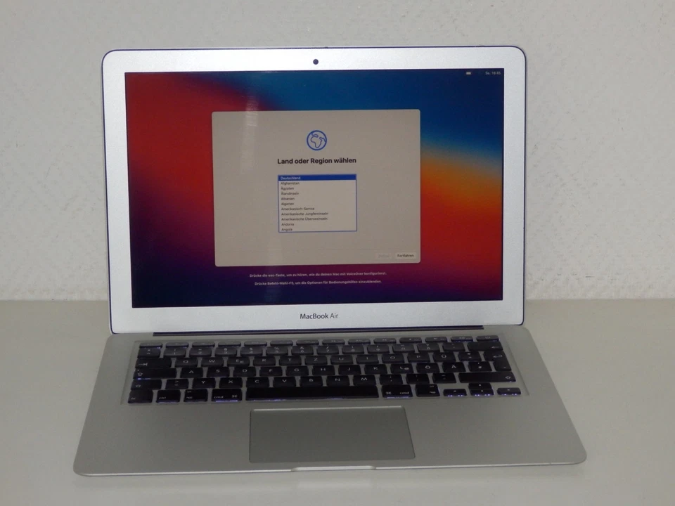 Apple Macbook Air A1466, Intel core i5, 4GB Ram 128GB SSD, 13,3" QWERTZ, Mac OS - Bild 2 von 4