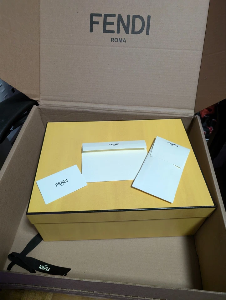 Zapatillas Fendi Force Cuero Gris Foto 4 de 4