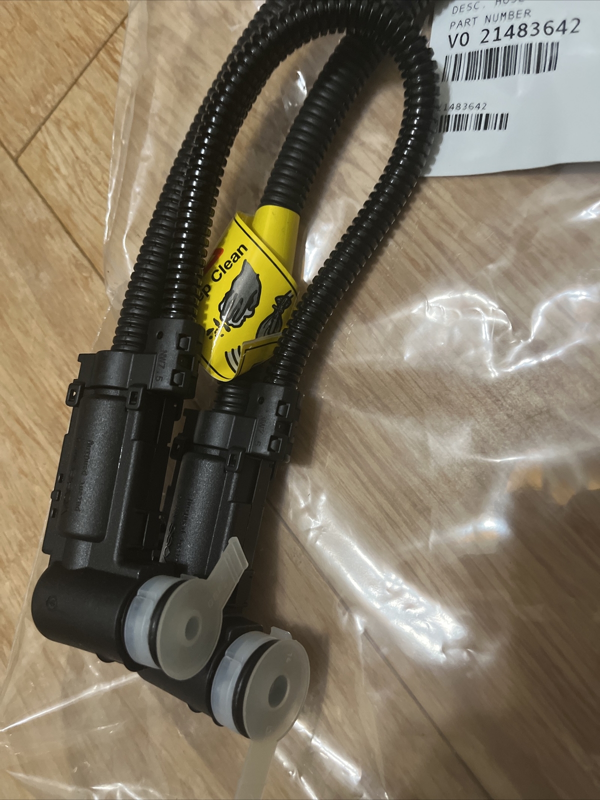 DEF Tank to Pump Hose Volvo VNL 21483642 OEM eBay