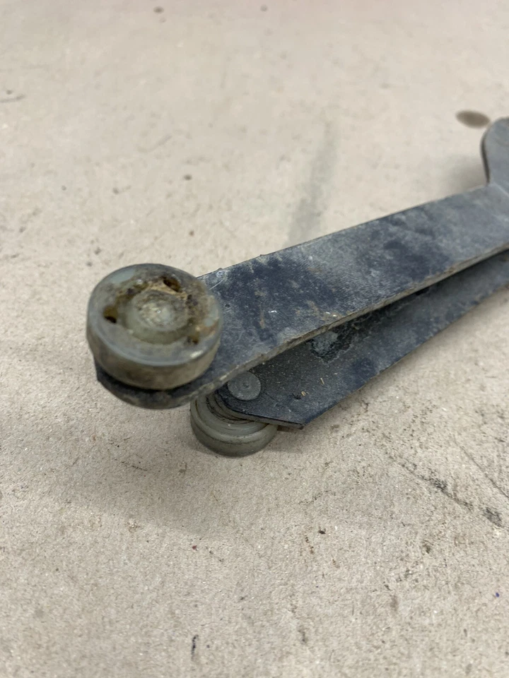 1981 1987 1991 Chevrolet Truck C10 K10 carroceria quadrada regulador de janela manual K5 K20 - Imagem 2 de 4