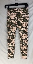 AVIA Pink  Green Camo Leggings Size Large 10-12. Stretch With Side Pockets NWT